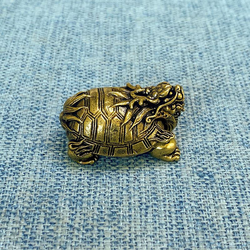 复古黄铜龙龟小摆件铜龟玄武龟家居办公摆件古玩动物钥匙扣配件