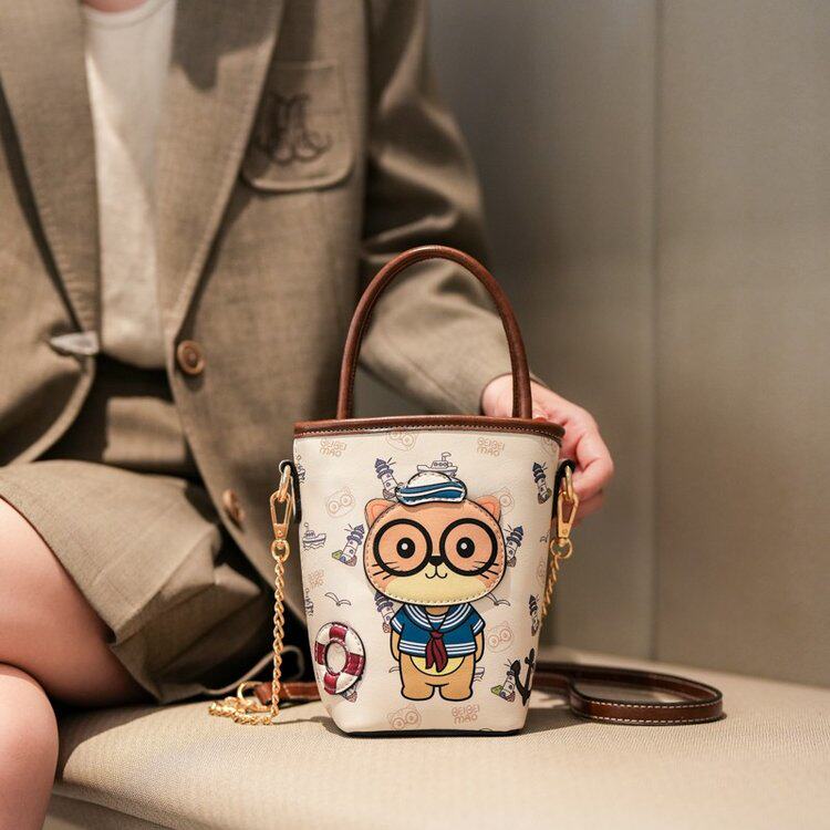 北包包正品新款时尚可爱海军猫手机包卡通百搭单肩斜挎包手提水包