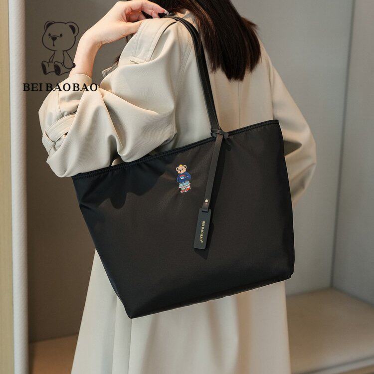 大容量托特包女2025新款刺绣小熊手提尼龙帆布包通勤购物袋大包包,箱包皮具/热销女包/男包,通用款女包,淘宝优惠券,粉丝福利购,淘宝优惠卷