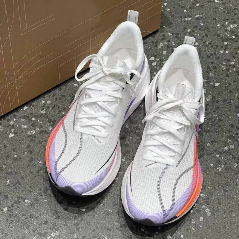 赤兔9pro跑步鞋儿童款碳板减震透气训练竞速比赛田径超轻跑鞋8pro