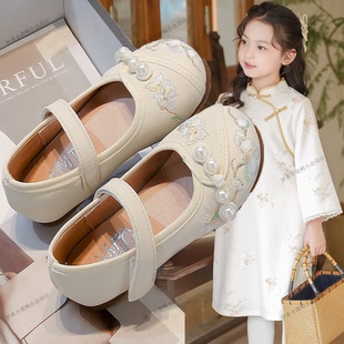 绣花小皮鞋女童公主鞋女宝旗袍鞋子儿童单鞋2025春珍珠汉服鞋女孩