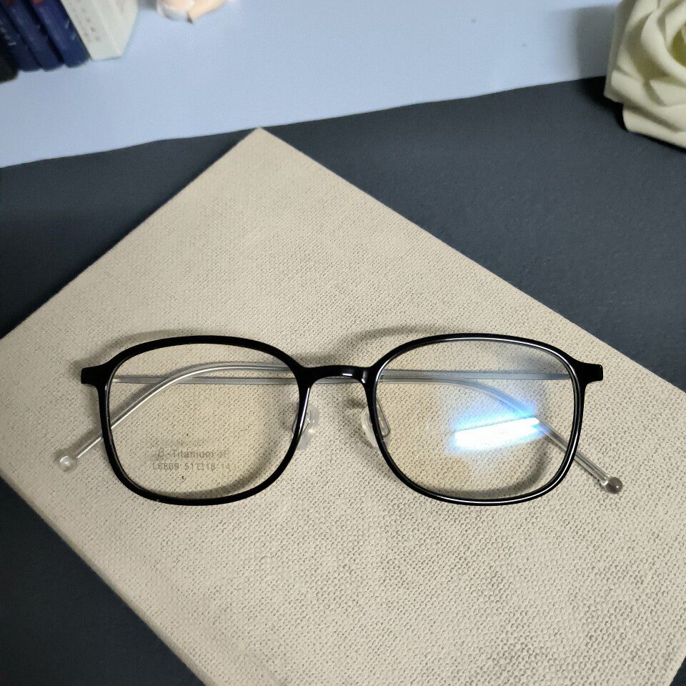 超轻6克黑色板材带鼻托眼镜框时尚方形女防蓝光近视眼镜架舒适