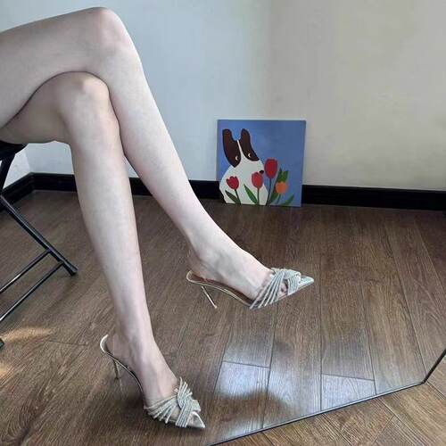 Thin Heels, Pointed Headtips, Water Diamond Crystal Shoes