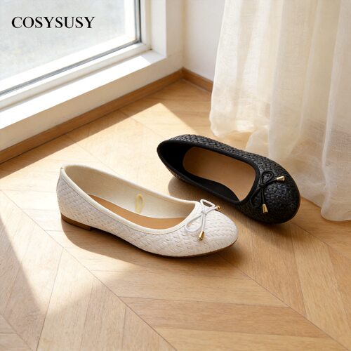 Women's soft soled mom shoes, white flat bottomed bean shoes