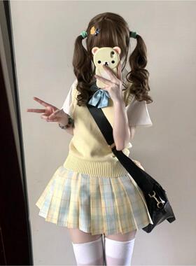 胖MM大码学院风黄色背心针织马甲叠穿基础款短袖衬衫百搭柚月格裙