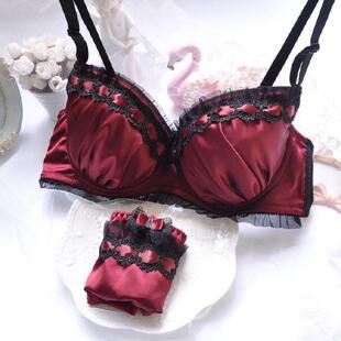 性感神秘丝滑酒红色胖MM大罩杯文胸套装85D90D95B95C95D100B100C