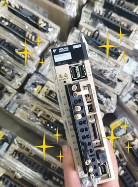 议价询价安川伺服驱动器SGDV-R90A11A，原装，功能完好。