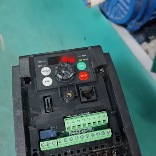 议价询价变频器1.5KW，AMK3001P54，成色看看图，实物