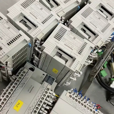 议价询价PLC AFPX0L40R-F 原装件，成色漂亮，