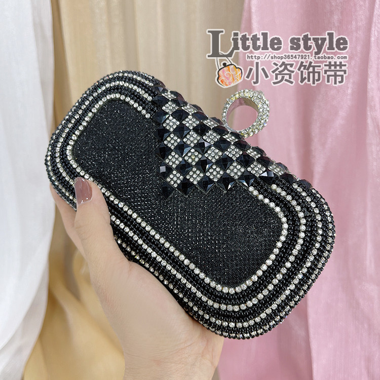 小奢华方形盒子包 手拿链条包裙子配包 配马面裙包包