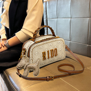 包包女2026新款轻奢小众高级感小个子小方包大容量手提单肩斜挎包