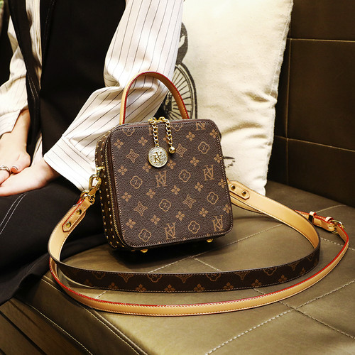 凯狄欧定型盒子小方包