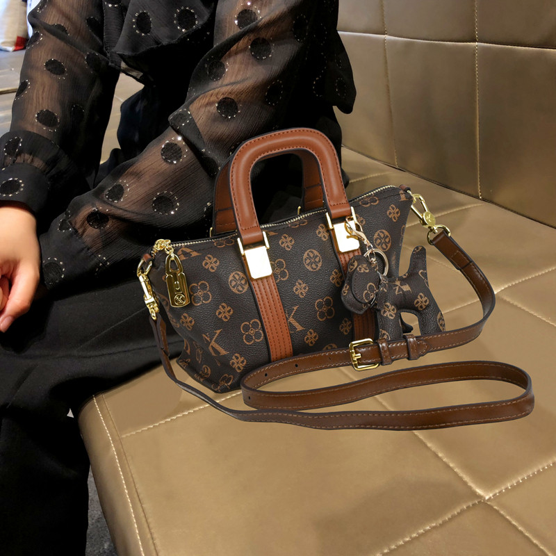 包包女式2026新款轻奢小众高级感时尚饺子包老花手提包单肩斜挎包