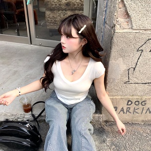 STN自制夏季新款亲肤显身材气质女人味V领莱塞亲肤针织短袖T上衣