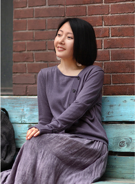 忘城C528座/时光的船票/2022秋新品48支羊毛混纺不对称V领开衫