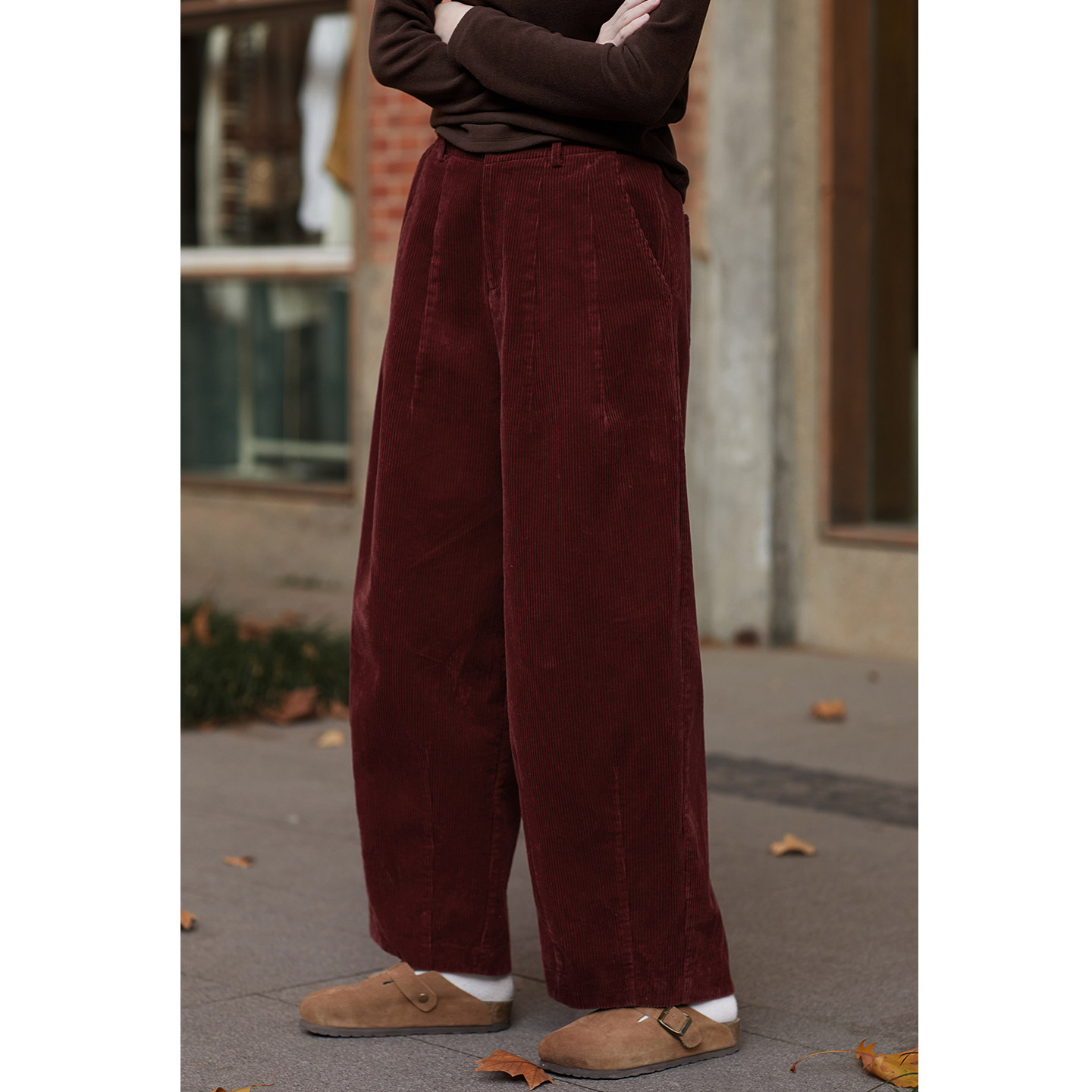 忘城H1446座/冬日的一抹红/冬款纯棉8坑复古灯芯绒裤子阔腿气球裤,女装/女士精品,休闲裤,淘宝优惠券,粉丝福利购,淘宝优惠卷