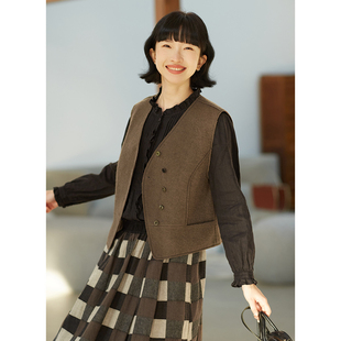 2023冬新品 羊毛棉混纺复古V领薄毛呢马甲女 林深见鹿 忘城A386座