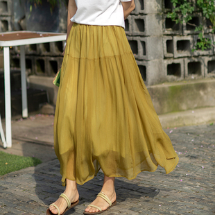 忘城S565座 风 2022夏新款 人丝顺纡皱琉璃黄飘逸A摆半身裙 六月