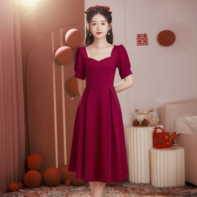 气质红色敬酒服新娘平时可穿结婚