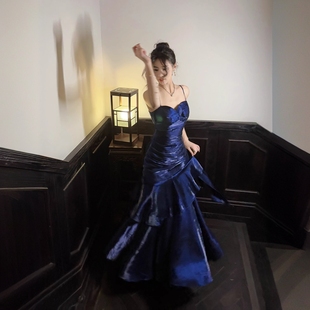 克莱因蓝色人鱼姬荷叶边吊带连衣裙气质名媛蛋糕裙收腰宴会礼服裙