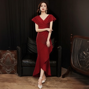 气质红色敬酒服新娘鱼尾订婚礼服高级感结婚回门服便装 主持人长裙