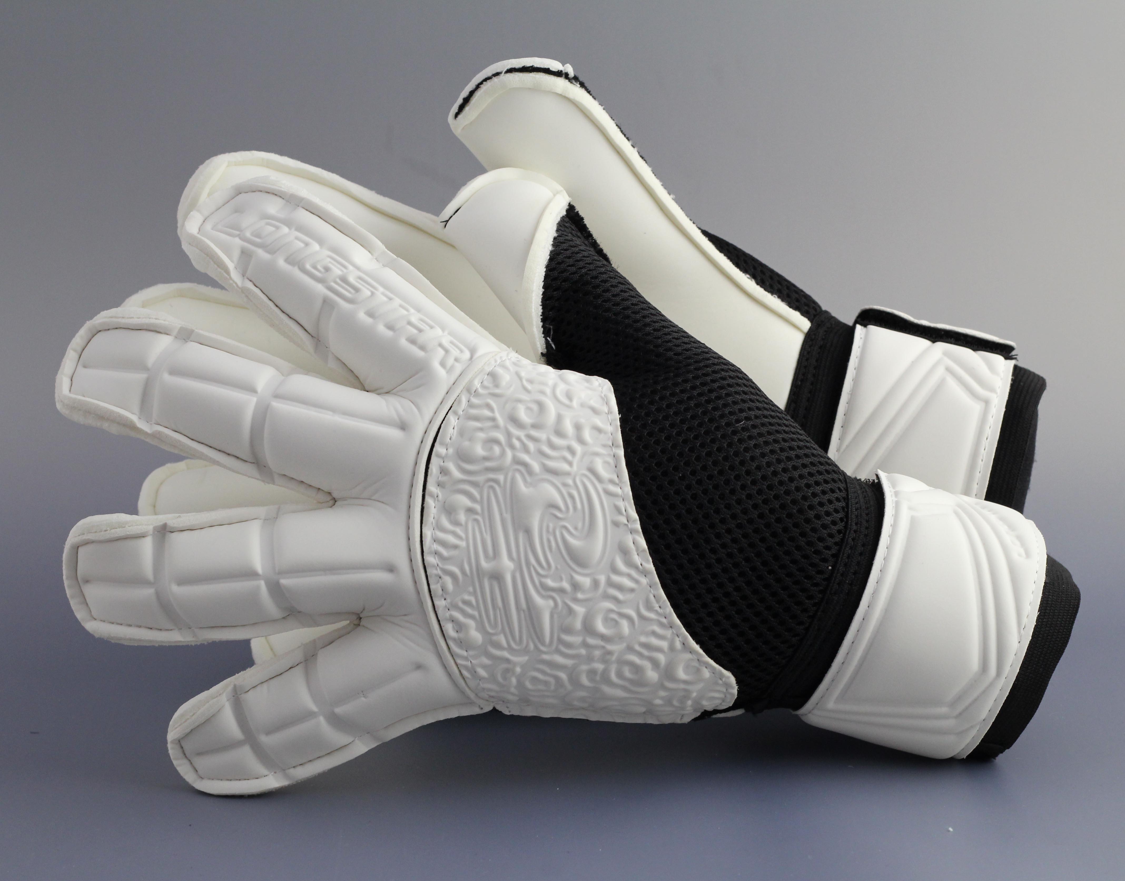 Gants de football - Ref 2592031 Image 1