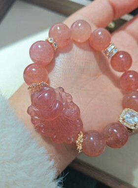 原创新款天然草莓晶九尾狐手链新中式桃花粉女士新款手串