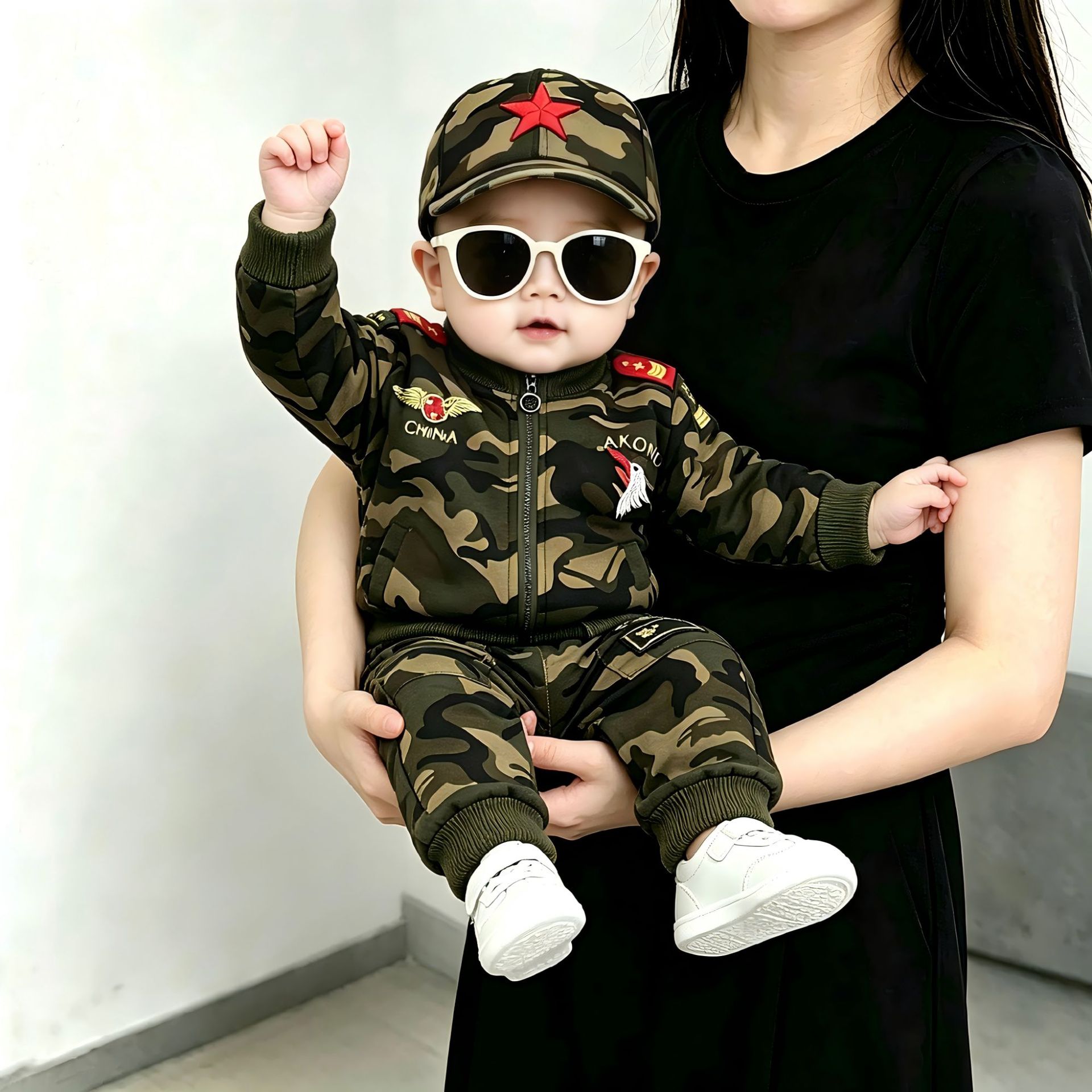 男童春季运动卫衣套装儿迷彩外套3岁宝宝春装演出军训衣服两件套1