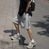 Серые шорты