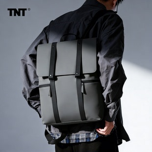 TNT高级感双肩包男士商务通勤背包大容量电脑包上班出差旅行包女