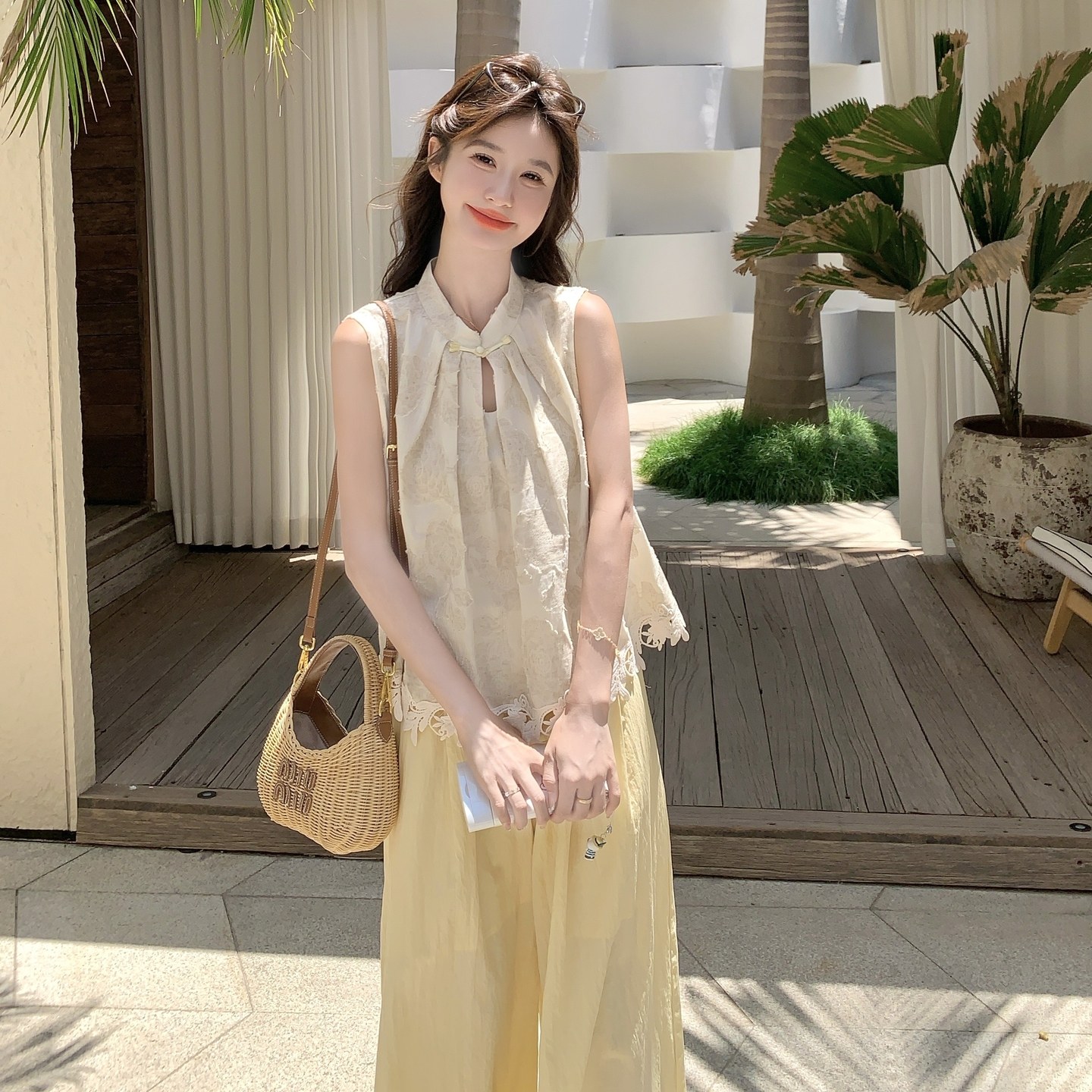 新中式国风套装女夏季2025新款复古盘扣背心马甲黄色阔腿裤两件套,女装套装/套裙,西子