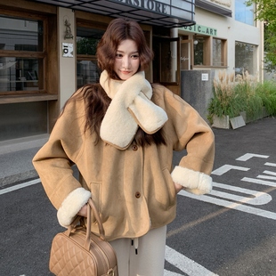 高品质 带围脖 羊羔毛外套2C059 P215 新款 M57 K318 首发