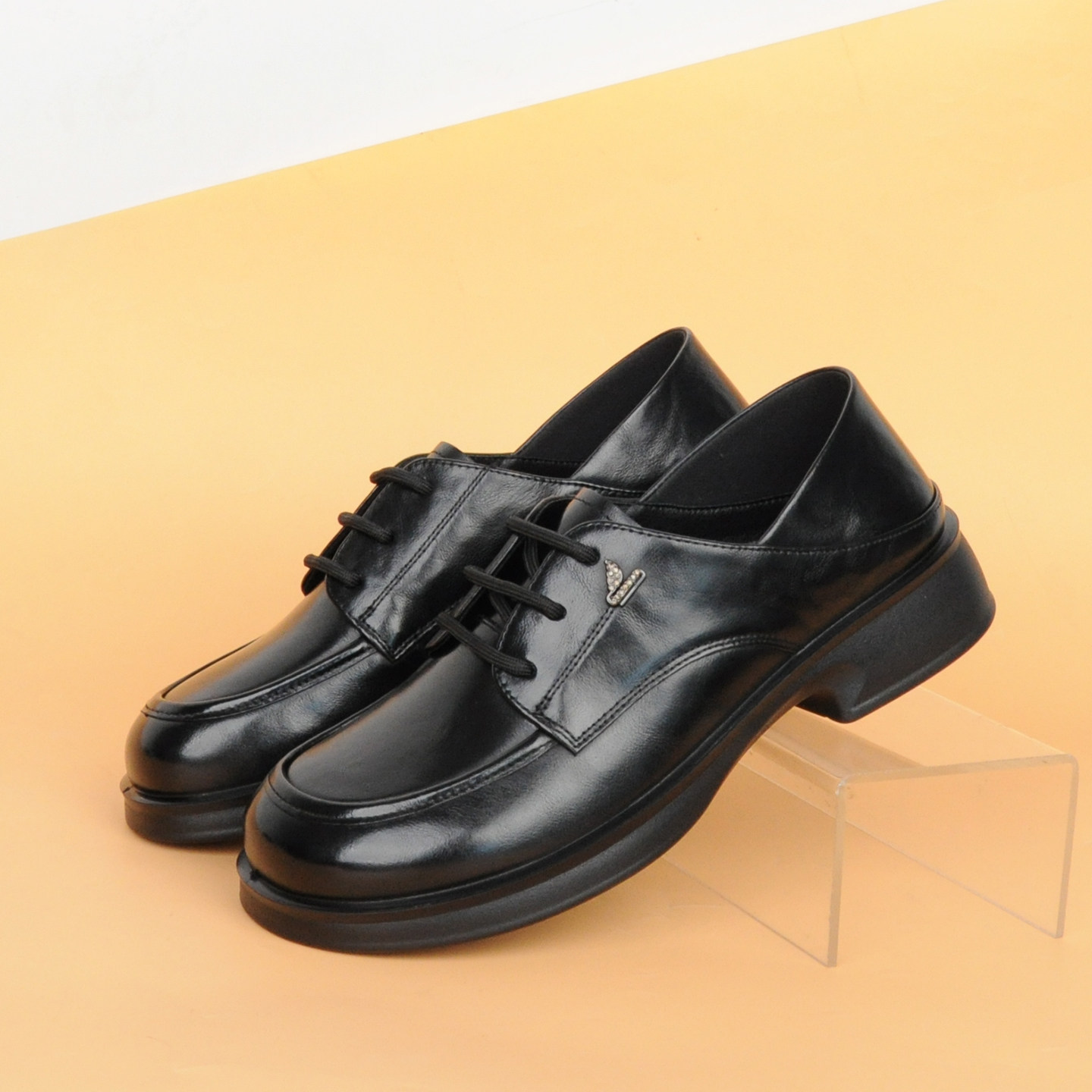 意尔康女鞋2025新款秋季真皮小皮鞋女英伦风单鞋百搭复古休闲女鞋,女鞋,深口单鞋,淘宝优惠券,粉丝福利购,淘宝优惠卷