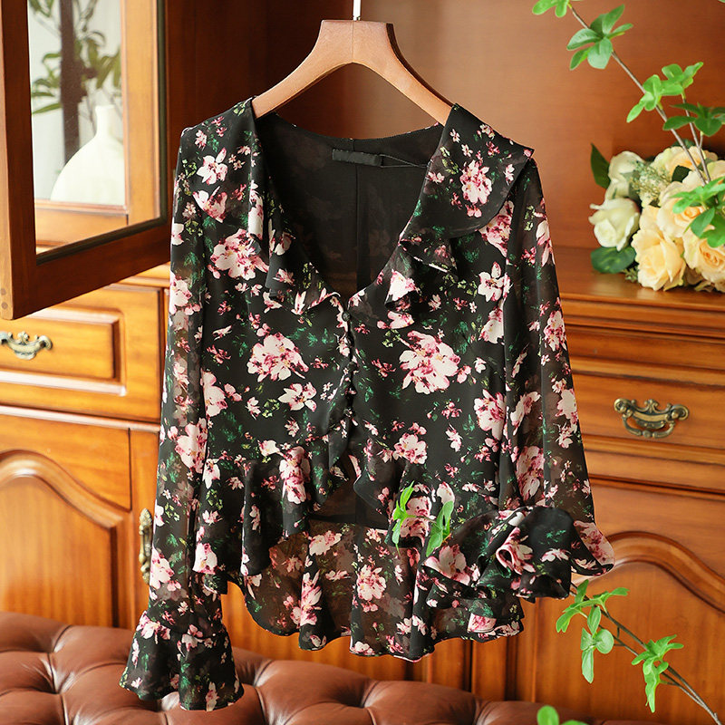 小个子福利~浪漫碎花印花荷叶边桃心领喇叭袖收腰短款衬衫上衣