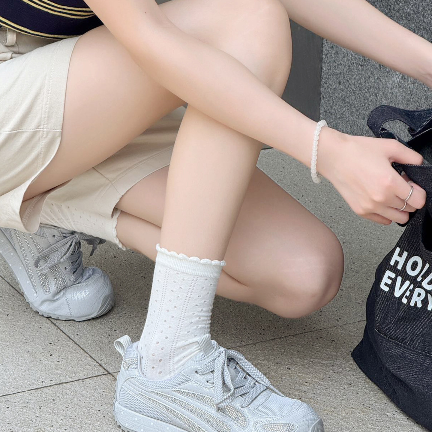 女鞋欧美休闲鞋牛皮网水钻系带