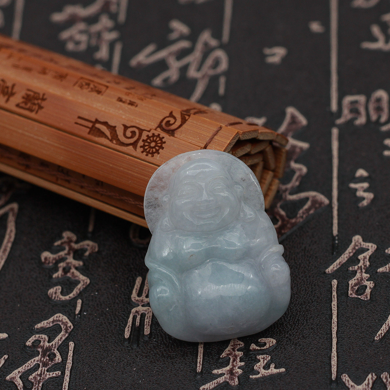 工厂直销缅甸A货翡翠玉器 冰糯种飘绿大笑佛玉佛佛公吊坠玉佩包邮