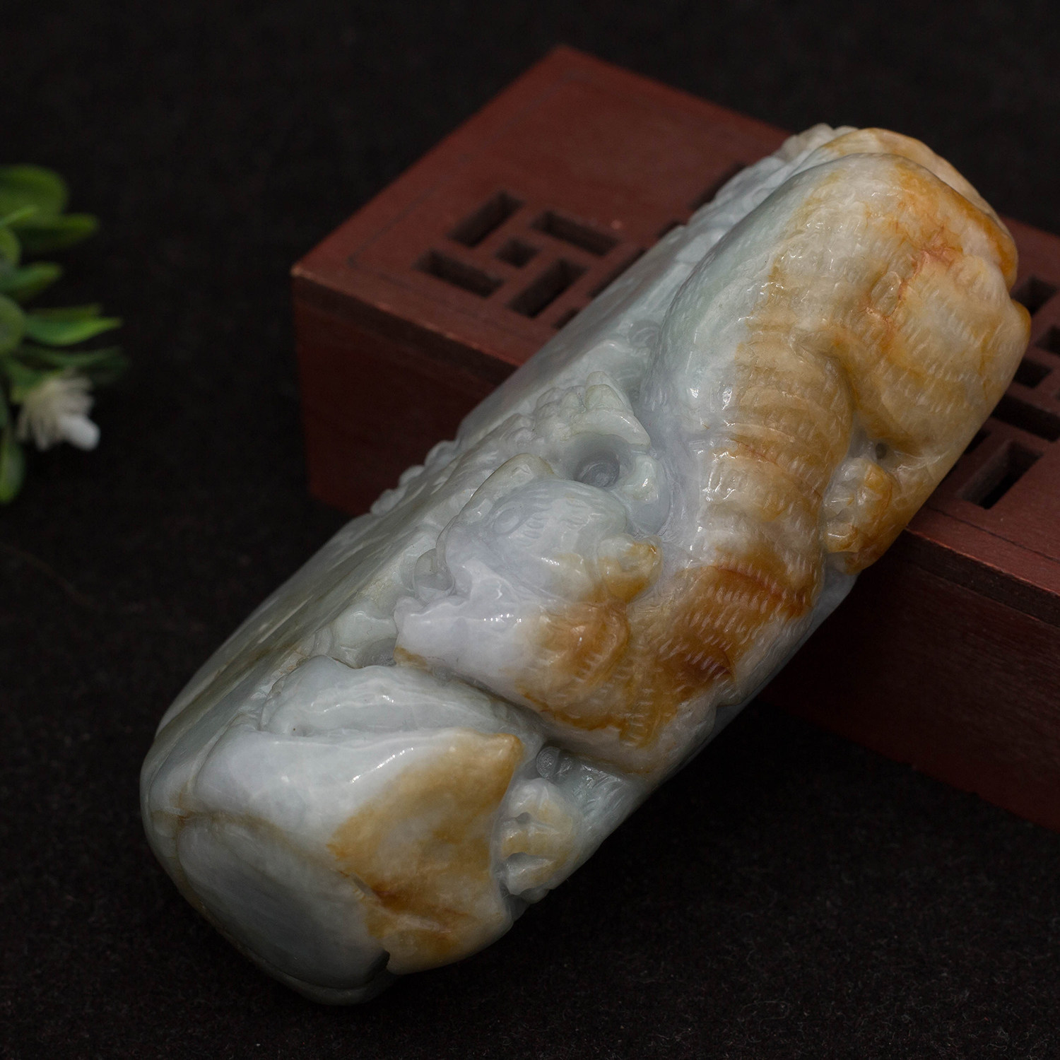 工厂直销 缅甸天然翡翠A货玉器 糯种红翡老虎 猛虎下山把件 包邮
