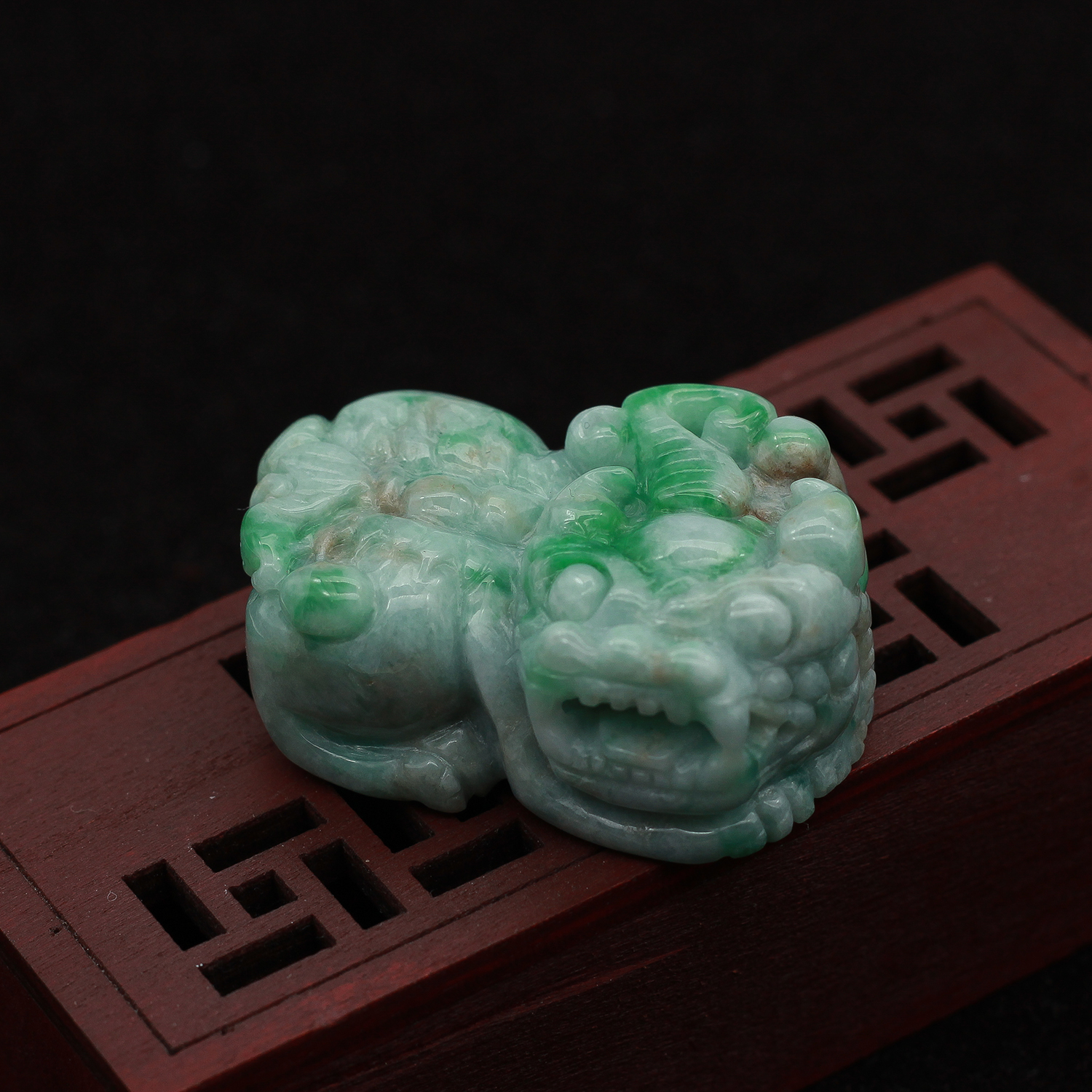 缅甸A货翡翠玉器 糯种飘绿招财貔貅小摆件挂件吊坠手把件 包邮