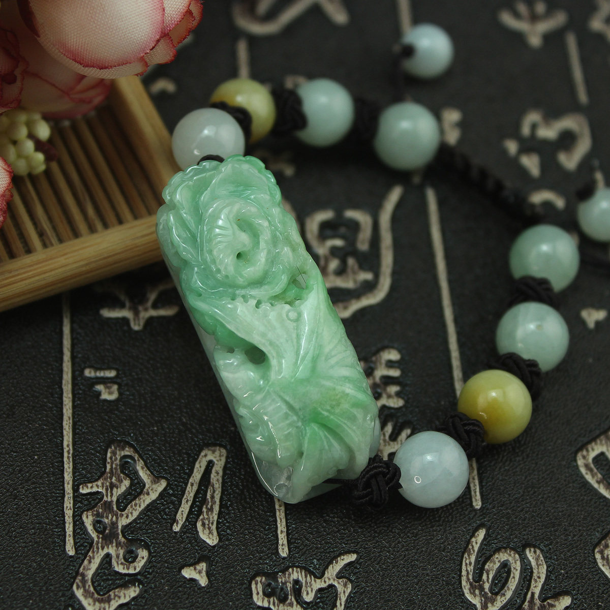 特价 缅甸天然翡翠A货玉器 糯种蝴蝶花开富贵牡丹手链手牌 包邮
