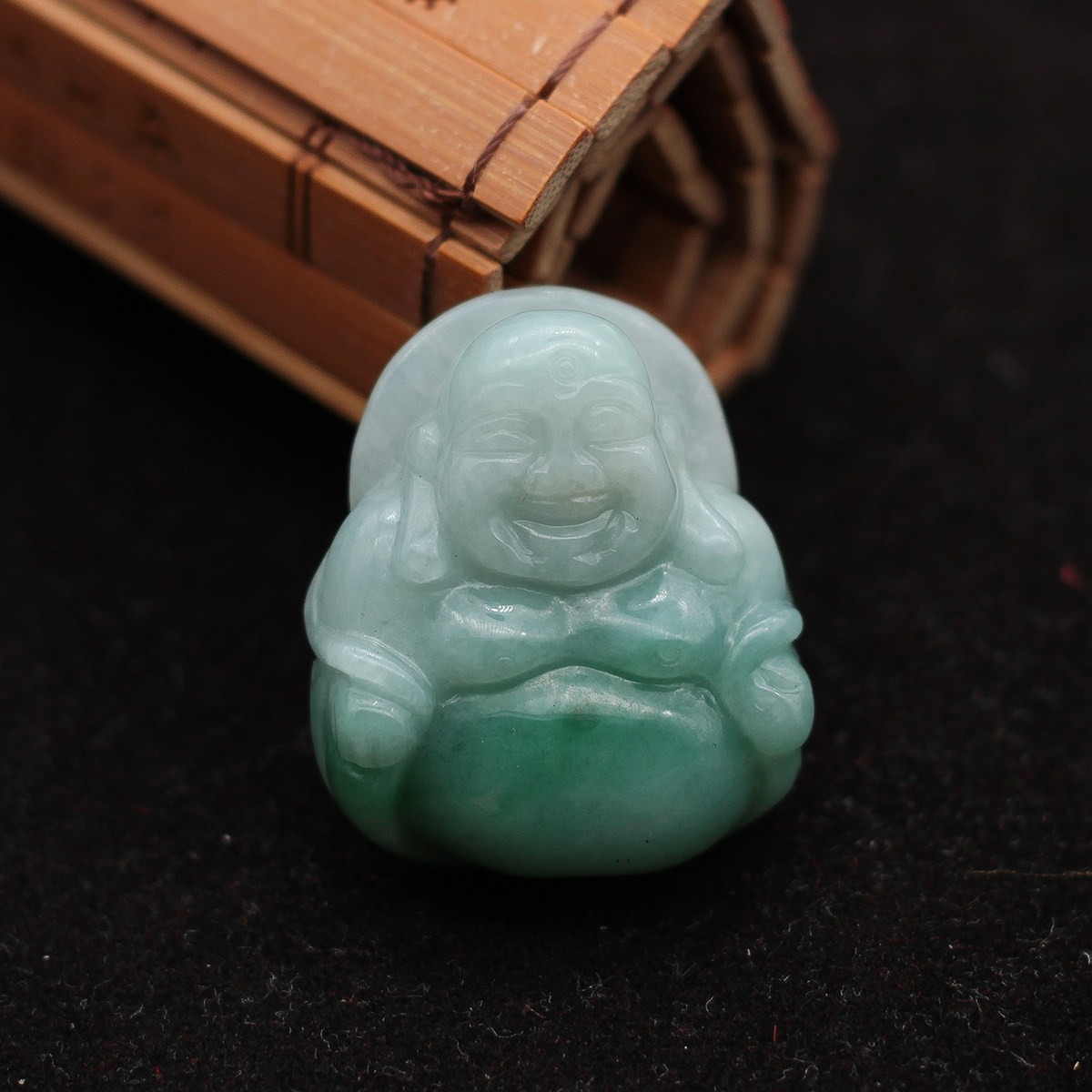 缅甸天然翡翠A货玉器 糯种飘绿大笑佛 玉佛佛公吊坠玉佩 证书包邮