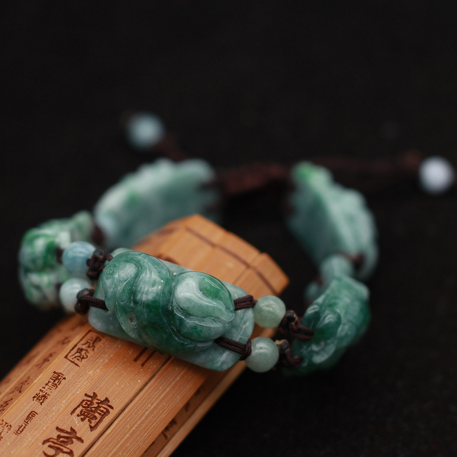 缅甸天然翡翠a货玉器 冰糯种飘绿永保平安五毒男女款手牌手链包邮