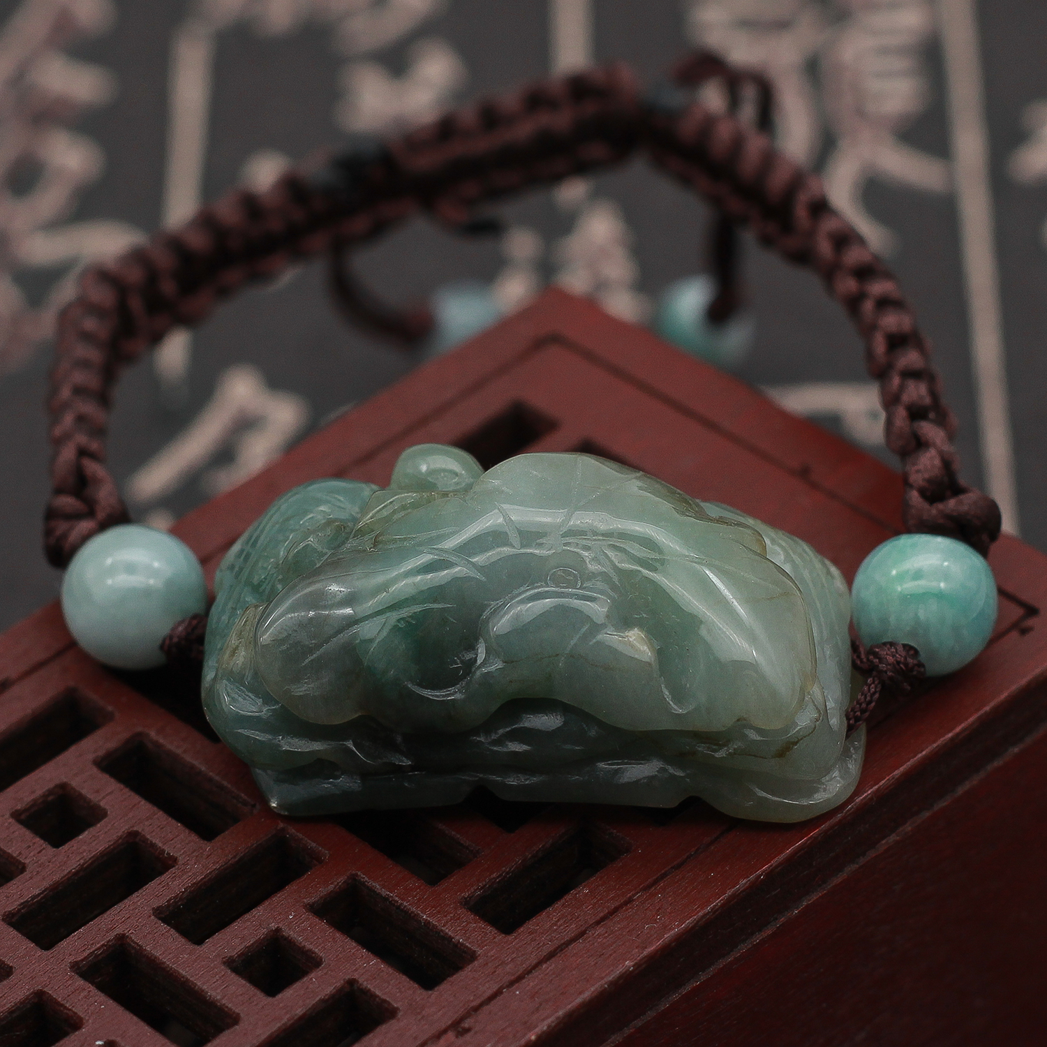 工厂直销缅甸A货翡翠玉器瑕疵