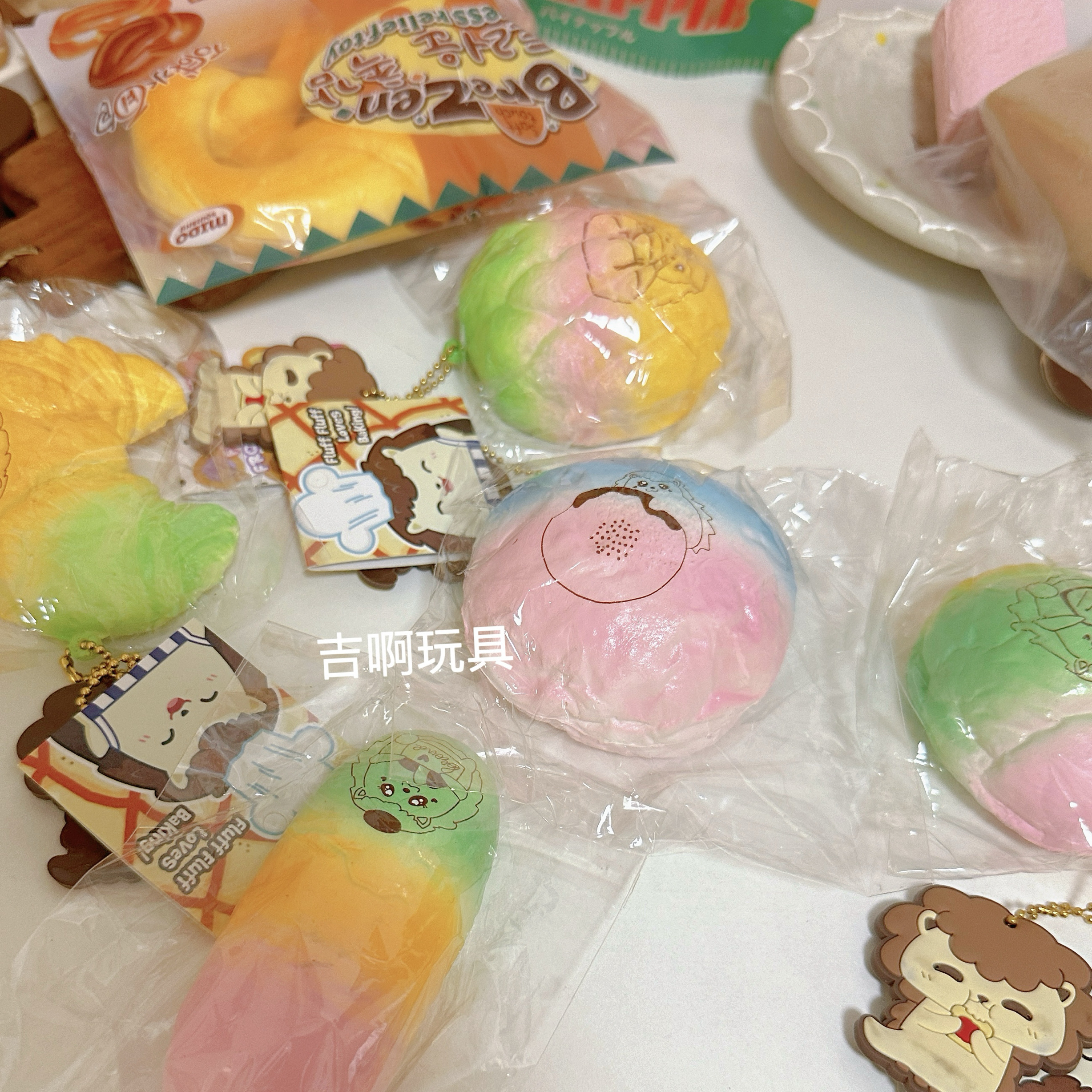 清仓绝版cutiecreative刺猬菠萝包猪仔包芝麻包慢回弹面包捏捏