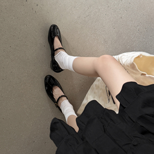 lazy。2026新品 · 黑色漆皮平底芭蕾舞鞋通勤内增高玛丽珍单鞋女
