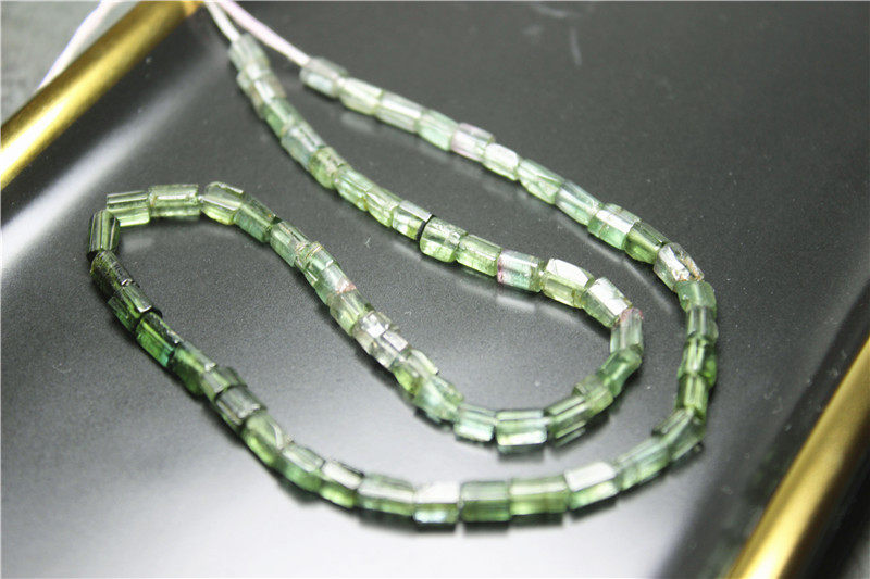 JJ10巴西蓝绿桶珠柱状管状项链散珠老料老坑多棱柱切面绿色宝石