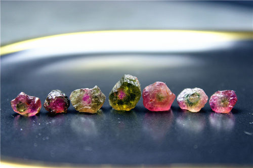 WW28碧玺原石裸石西瓜双色包心无孔设计DIY宝石7颗未打磨块状