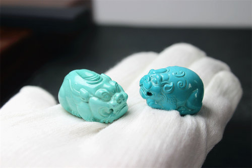 绿松石 嘴部横穿孔 蓝松 天然 挂坠 瑞兽 貔貅招财 一对 证书 B5