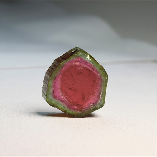 F93碧玺绿皮红瓤深粉浅粉三色西瓜碧吊坠宝石奢华包心珍稀证书,珠宝/钻石/翡翠,颈饰,淘宝优惠券,粉丝福利购,淘宝优惠卷