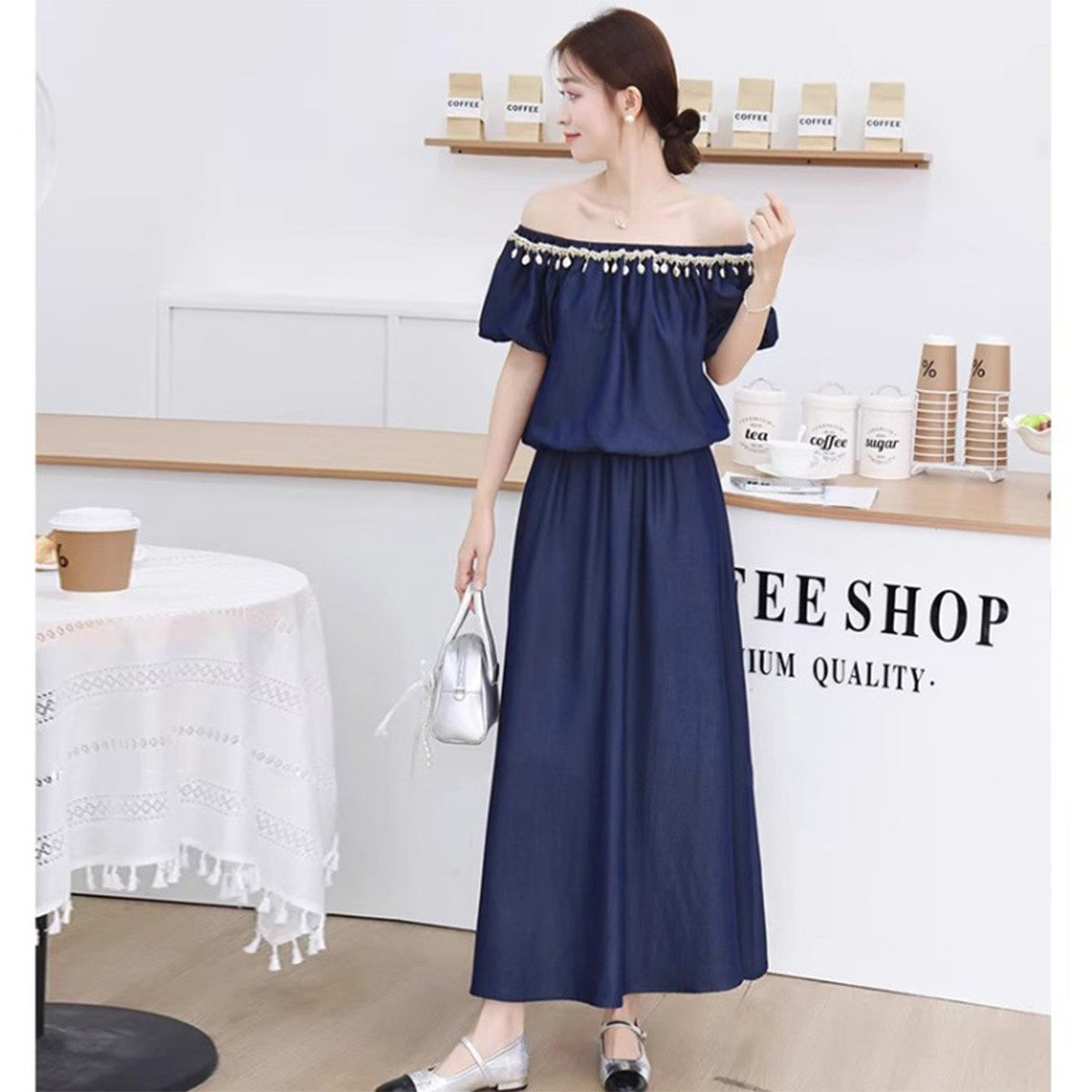 两件套装女2026夏季新款时尚气质一字肩短袖上衣高腰显瘦半身裙