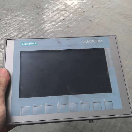 德国西门子（SIEMENS）出品七寸人机界面触摸屏。KTP7